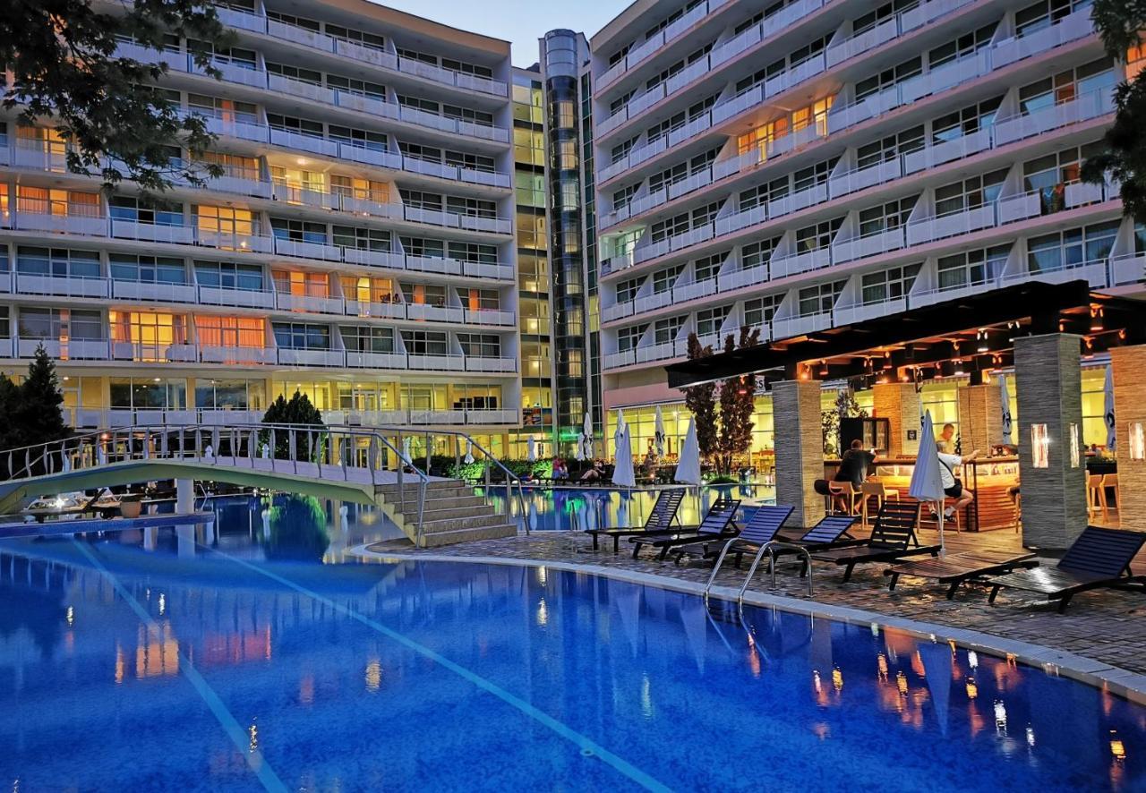 Grand Hotel Oasis Солнечный берег Экстерьер фото